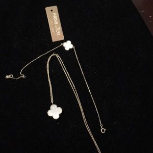 A trendy necklace 14 k gold like new.